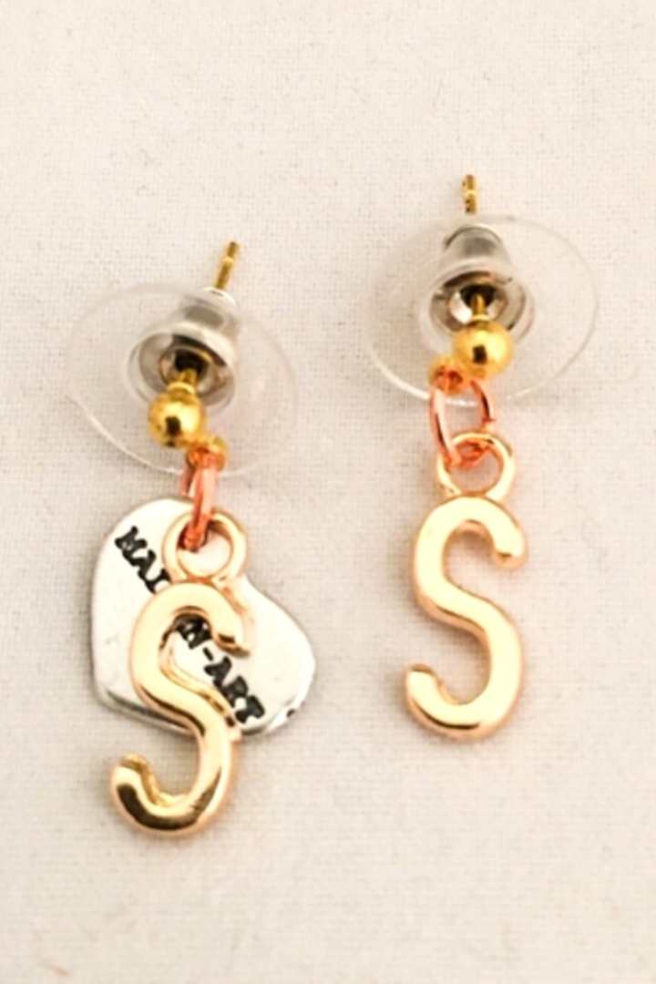 Maiden-Art initial earrings