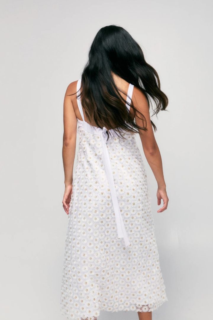 Back of the Hilary MacMillan textured daisy dress