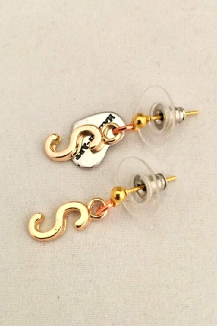 Maiden-Art initial earrings