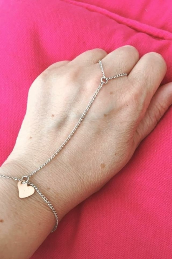 Maiden-Art hand chain bracelet