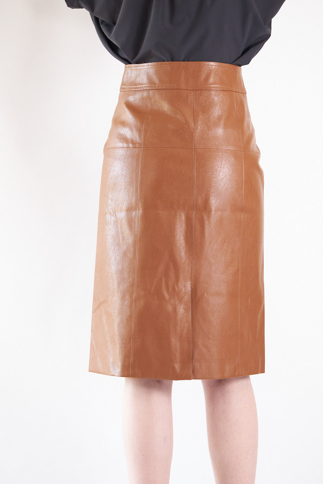 Le Reussi vegan leather pencil skirt close up