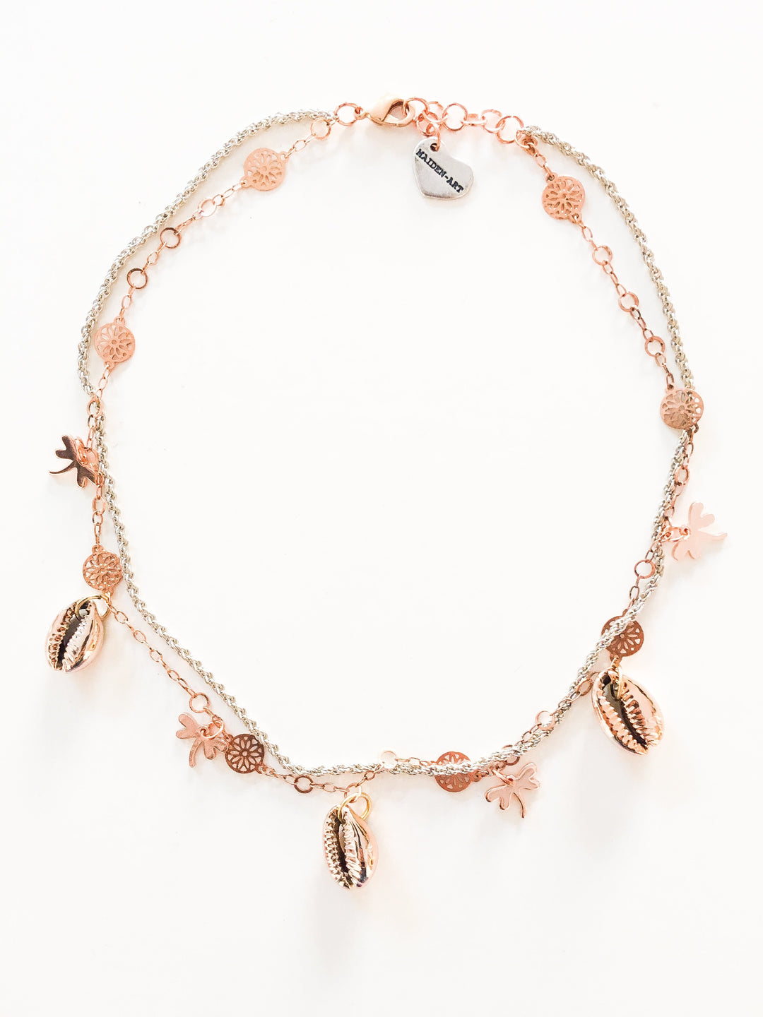 Maiden-Art choker with seashells and dragonflies